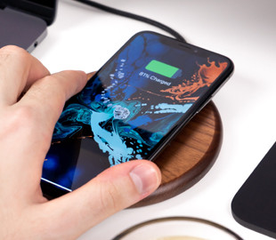 Европа запретит производить смартфоны без сменного аккумулятора