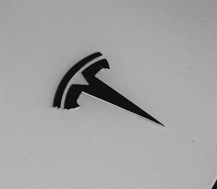 Директор Huawei публично оскорбил Илона Маска и был тут же уволен