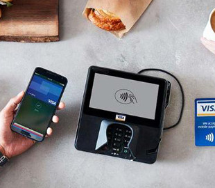 Исследователи нашли способ осуществлять платежи с заблокированных iPhone с картой VISA