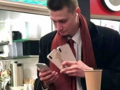 Успешный украинец с четырьмя iPhone насмешил пользователей сети