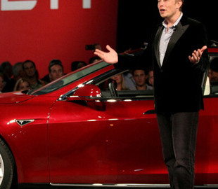 Илон Маск теряет миллиарды: как война в Украине влияет на самого богатого человека в мире