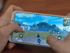 Крупнейший в мире издатель видеоигр запретит детям играть дольше часа