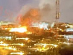 Палало до неба: на росії горів Калузький НПЗ "Перший завод", загасити пожежу не могли декілька годин