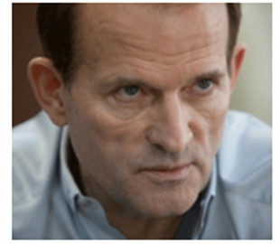 Медведчук просить путіна про обмін: буду для вас єдиним трофеєм на 9 травня, - сатиричне відео