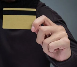 32-річний шахрай виманив у жінок через сайт знайомств майже 150 тисяч гривень