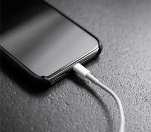 Названо корисні поради по вибору зарядного пристрою для смартфона