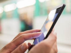 На фейковій Фейсбук-сторінці «Україна 24» намагаються виманити персональні дані українців