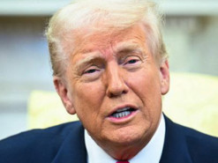 Трамп заманює компанії в США нульовими тарифами: Apple уже переїжджає