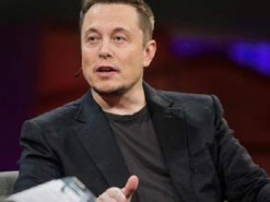 Tesla Model S подешевела дважды за неделю: Маск принял вызов, брошенный Lucid