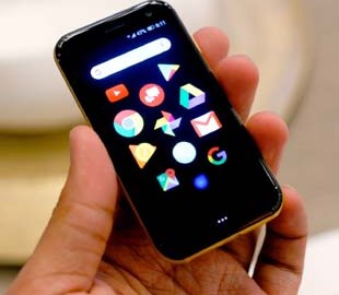 Возрожденный бренд Palm представил ультра-мобильный смартфон