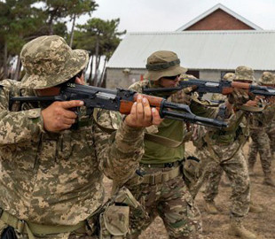 Як вижити і дати відсіч: показали нові фото з тренувань ЗСУ у Великій Британії