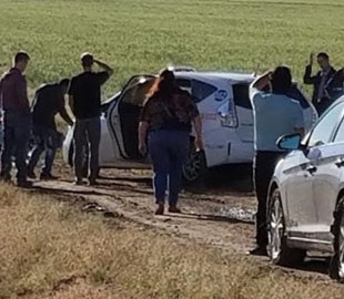 Поворот не туда. Google Maps завел сотню водителей в чистое поле