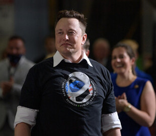 У Путіна задоволені останніми твітами Маска, "гідними присвоєння позачергового офіцерського звання"