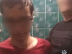 Суд в Полтаве арестовал супругов, которые снимали порно с 4-летней дочерью