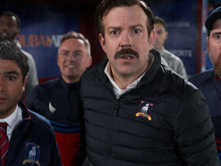 Apple TV+ показал трейлер второго сезона «Теда Лассо» и назвал дату премьеры