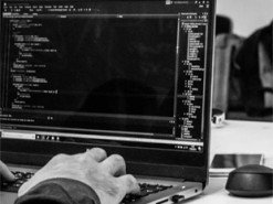 Китайські хакери викрали дані 40 мільйонів виборців у Великій Британії