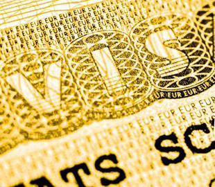 Що таке "золоті візи" та чому деякі країни відмовляються від них назавжди