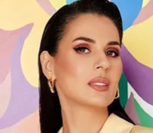 "Нами правит маразматик. Нас поубивают!" Ефросинина рассказала о реакции российских звезд на ее призыв выходить на протесты