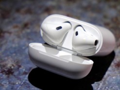 Amazon разрабатывает беспроводные наушники с голосовым ассистентом