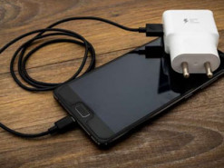 Эксперты рассказали, как правильно заряжать смартфон ночью