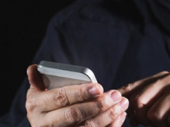 Украинцам приходят SMS и письма о крупных выигрышах. Как работает мошенническая схема