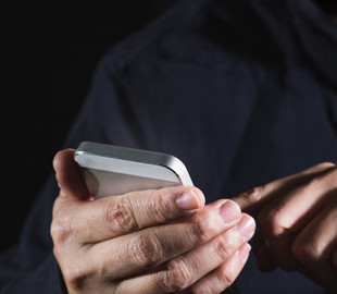 Украинцам приходят SMS и письма о крупных выигрышах. Как работает мошенническая схема