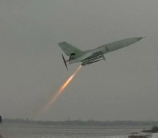 Українські атаки дронів створюють проблеми для РФ: як це їм вдається