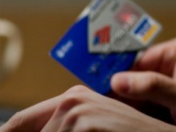 Шахраї видурили у двох українців понад 80 тисяч гривень