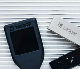 Хакери вкрали дані десятків тисяч власників популярних криптогаманців: що робити постраждалим