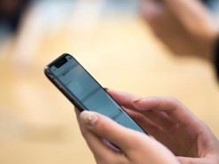 Мобильщики следят за украинцами