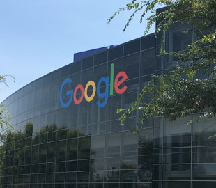 Google платила журналістам за публікацію статей, написаних ШІ