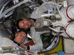 Астронавты NASA готовятся к завтрашнему выходу в космос: подробности миссии