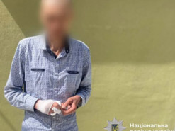 За розрахунок чужою банківською карткою українцю «світить» кілька років тюрми