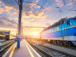 Тысяча Зеленского: пассажиры «Укрзалізниці» купили более 100 тысяч билетов по программе «єПідтримка»