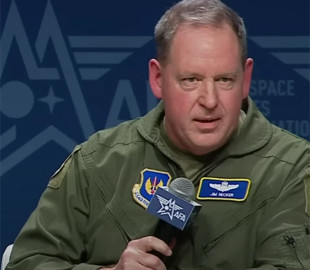 Американський генерал розповів, як українці полюють на безпілотники завдяки телефонам та ШІ