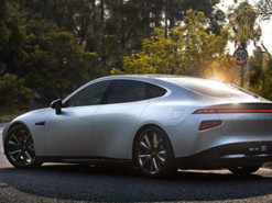 Конкурент Tesla: китайский производитель Xpeng представил мощный электроседан