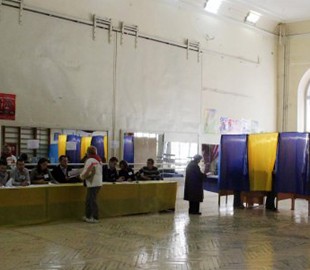 Сайт Державного реєстру виборців "впав": українці не можуть знайти себе у списках