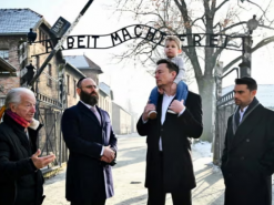 Ілон Маск відвідав Освенцім після скандалу через антисемітські повідомлення на X