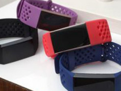 Аналитики назвали главные плюсы для Google от покупки Fitbit