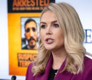 Трамп змінює підхід до роботи зі ЗМІ. Доступ до брифінгів матимуть тіктокери та блогери