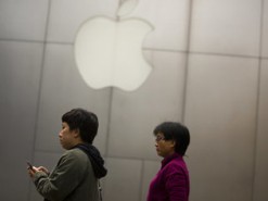 Apple облегчила властям доступ к переписке пользователей