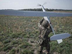 Мінцифри до вересня планує закупити 200 дронів-розвідників для ЗСУ