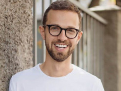 Блогер Антон Птушкін записав англомовне відео про заборону в'їзду до Росії