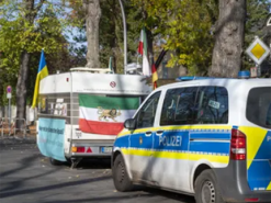 У Берліні невідомі напали на людей під посольством Ірану, які вийшли підтримати жіночі протести