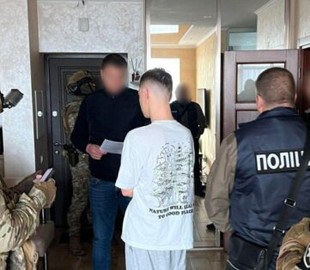 Столичні правоохоронці повідомили, що викрили підпільне онлайн-казино, яке щомісяця заробляло мільйон гривень