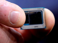 Производители микросхем и электроники пожаловались на острую нехватку рабочей силы