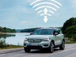 Электрический Volvo XC40 получит обновления по воздуху