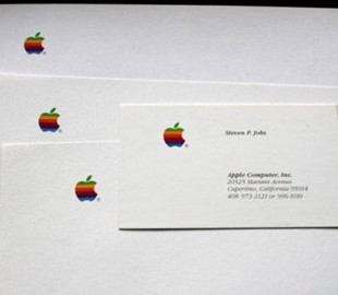 Визитки Стива Джобса выставили на eBay