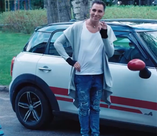 YouTube заблокировал ролик, в котором россиян призывают голосовать за поправки в Конституцию и пугают геями