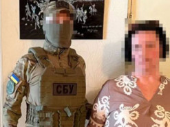 В Україні викладачку підозрюють у підтримці рф через проросійські Telegram-канали